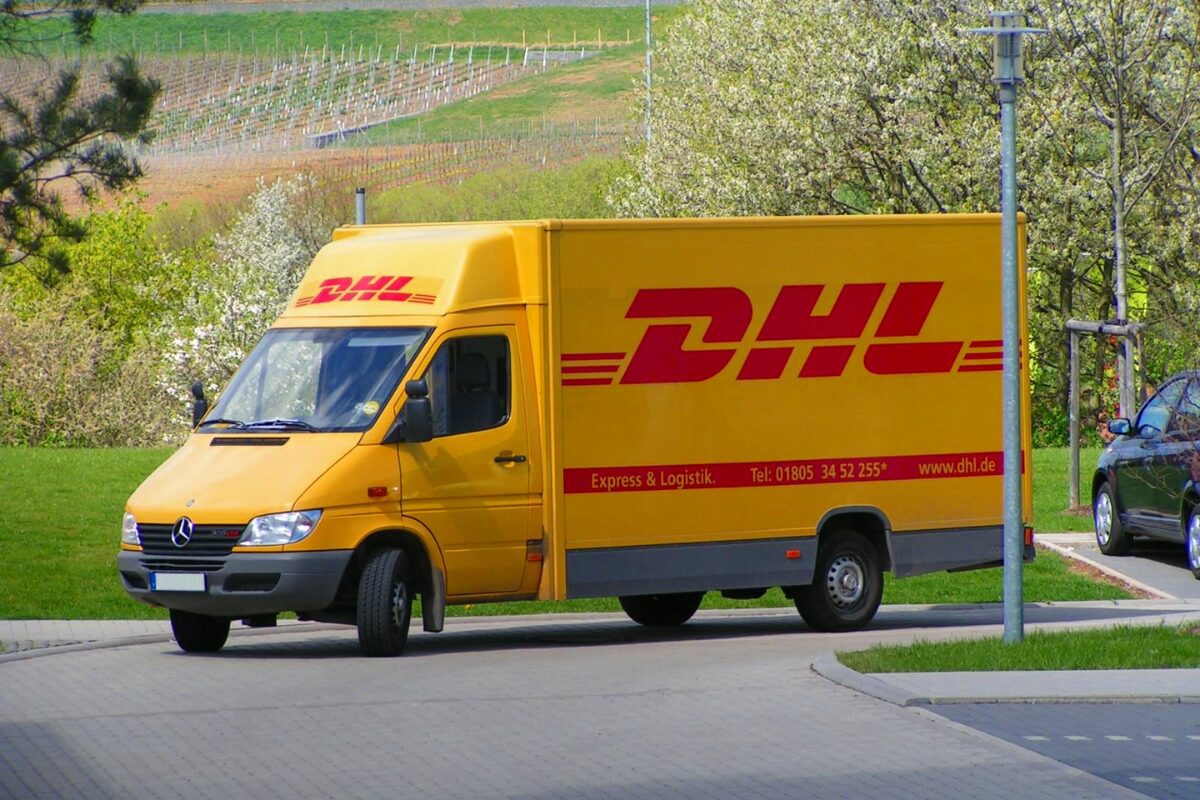 Processo Seletivo Dhl Empresa Est Recebendo Curr Culo Para Vagas De