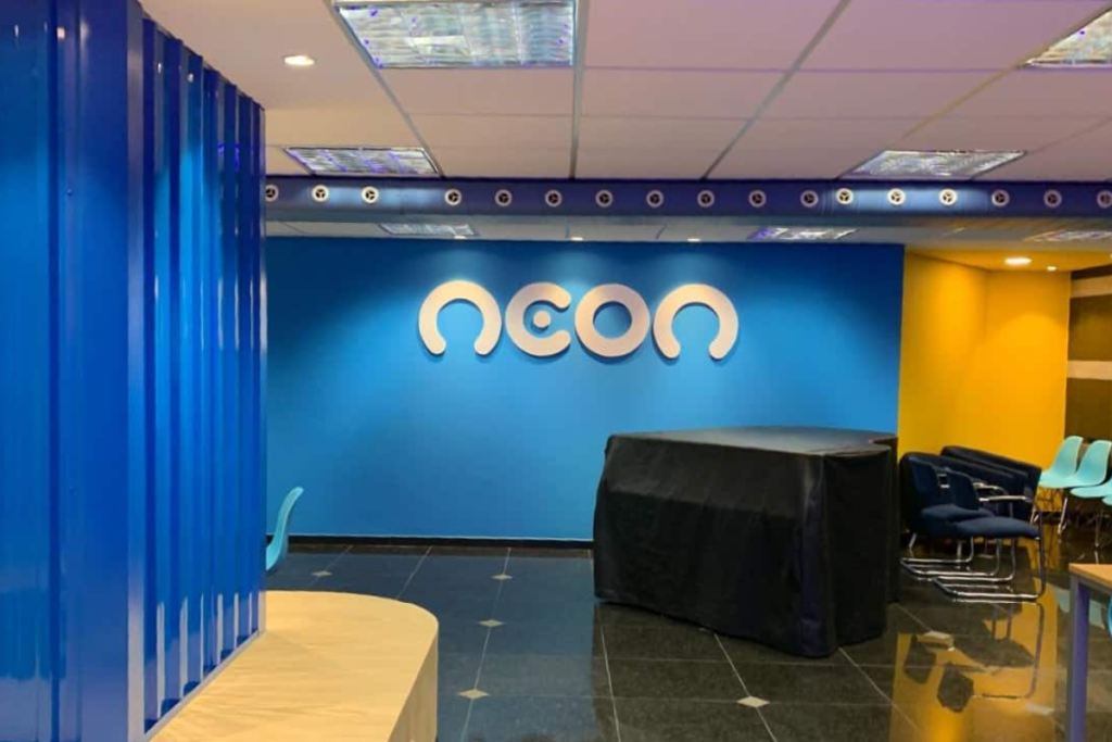 Banco Neon